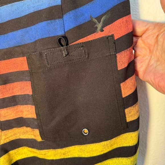 American Eagle Outfitters Swim Trunks / Board Shorts -Tropical Size: Small - Picture 5 of 7